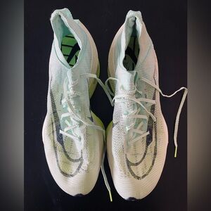 Nike Alpha Fly 2 Trainers